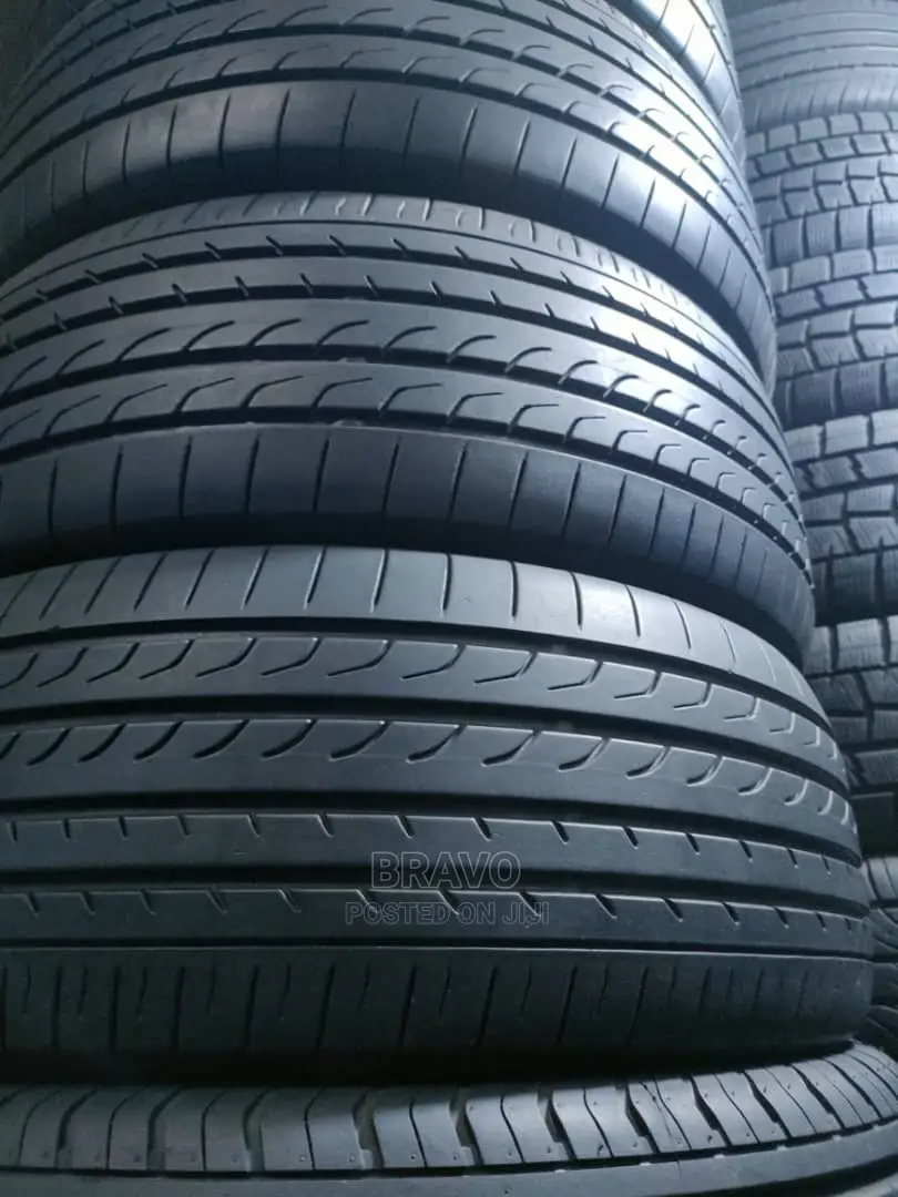 215/55r17 Japan Tyres in Good Condition.
