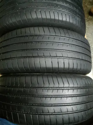 225/55r17 for Mark X
