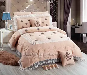 13pcs Comforter Set / Bedcover Gold