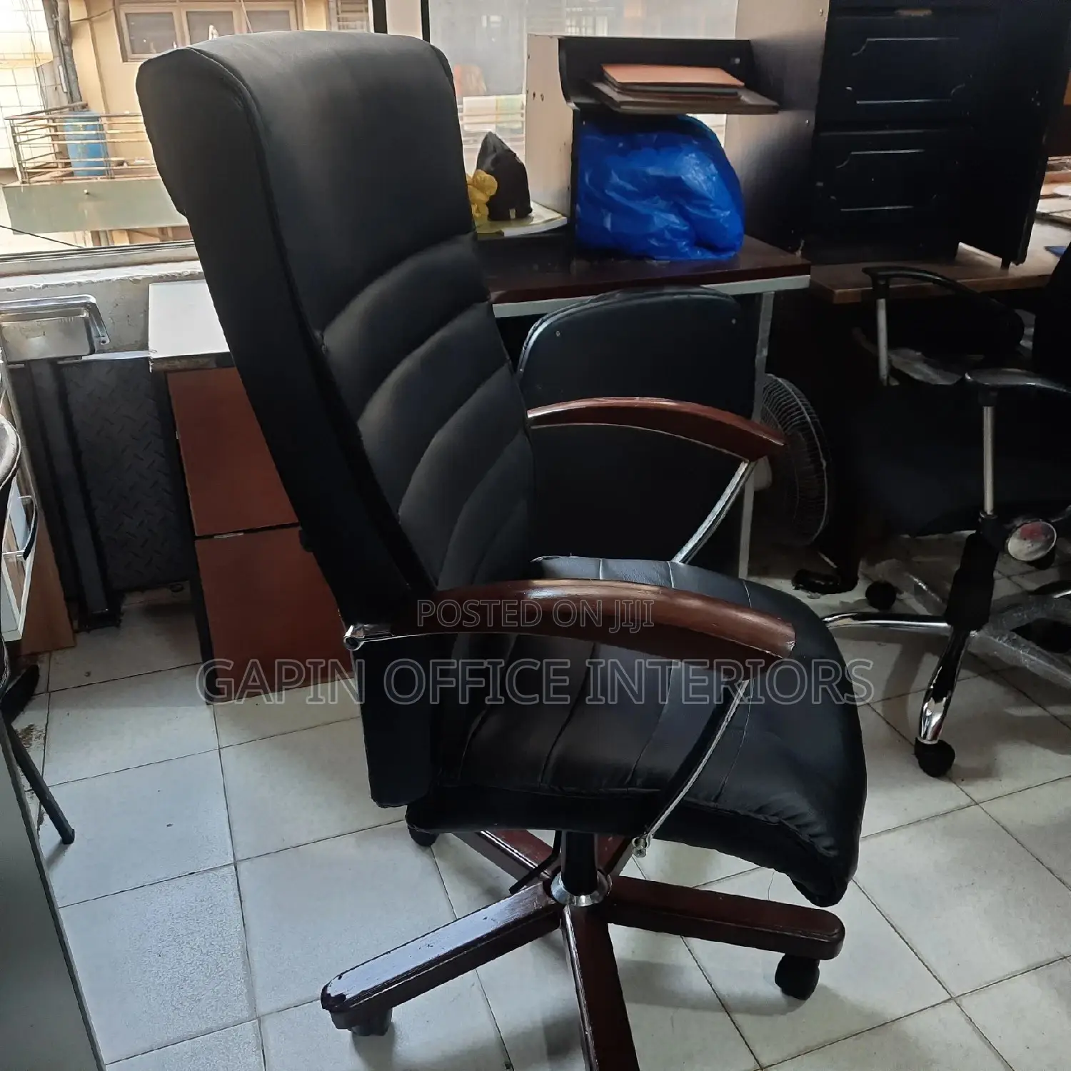 Long Back Executive Chair