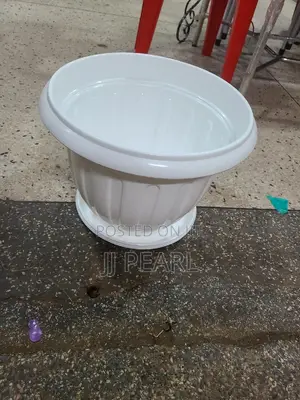 Plastic Flower Pots