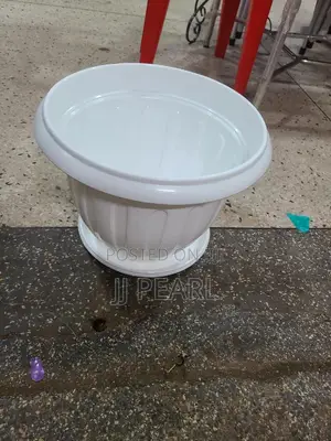 Plastic Flower Pots