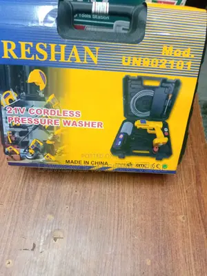 Cordless Pressure Washer