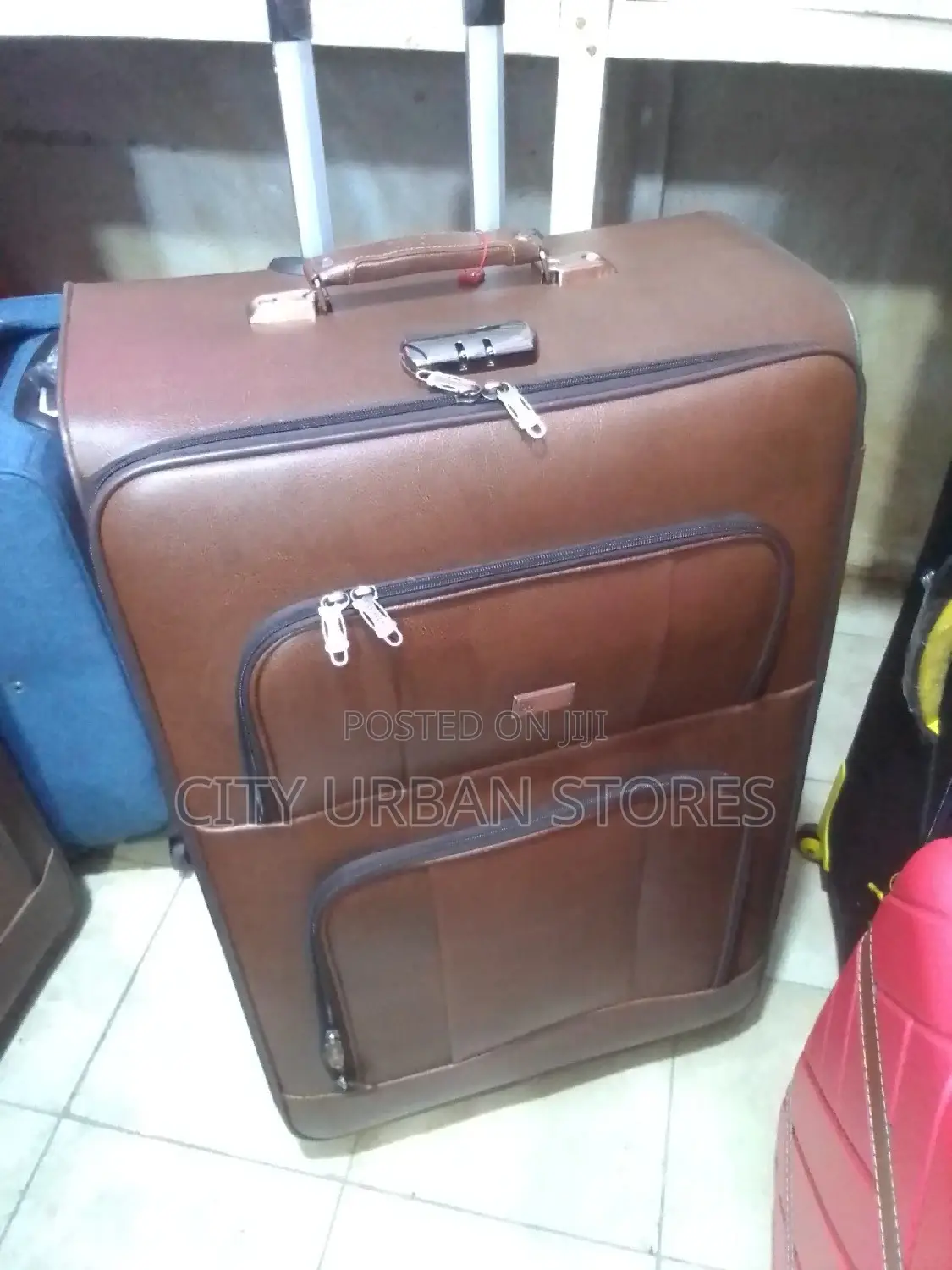 Yuoyae Leather Suitcase