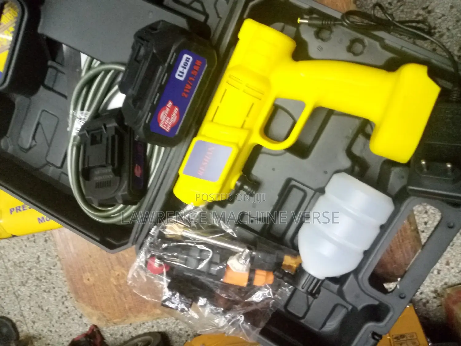 Cordless Pressure Washer