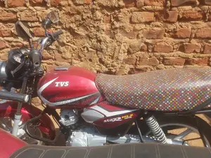 TVS HLX 125 2022 Red