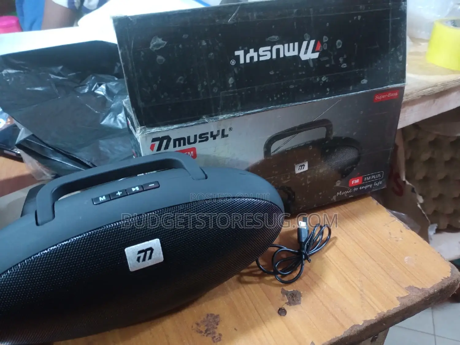 136FM Wireless Big Bass Speaker