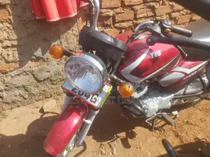 TVS HLX 125 2022 Red