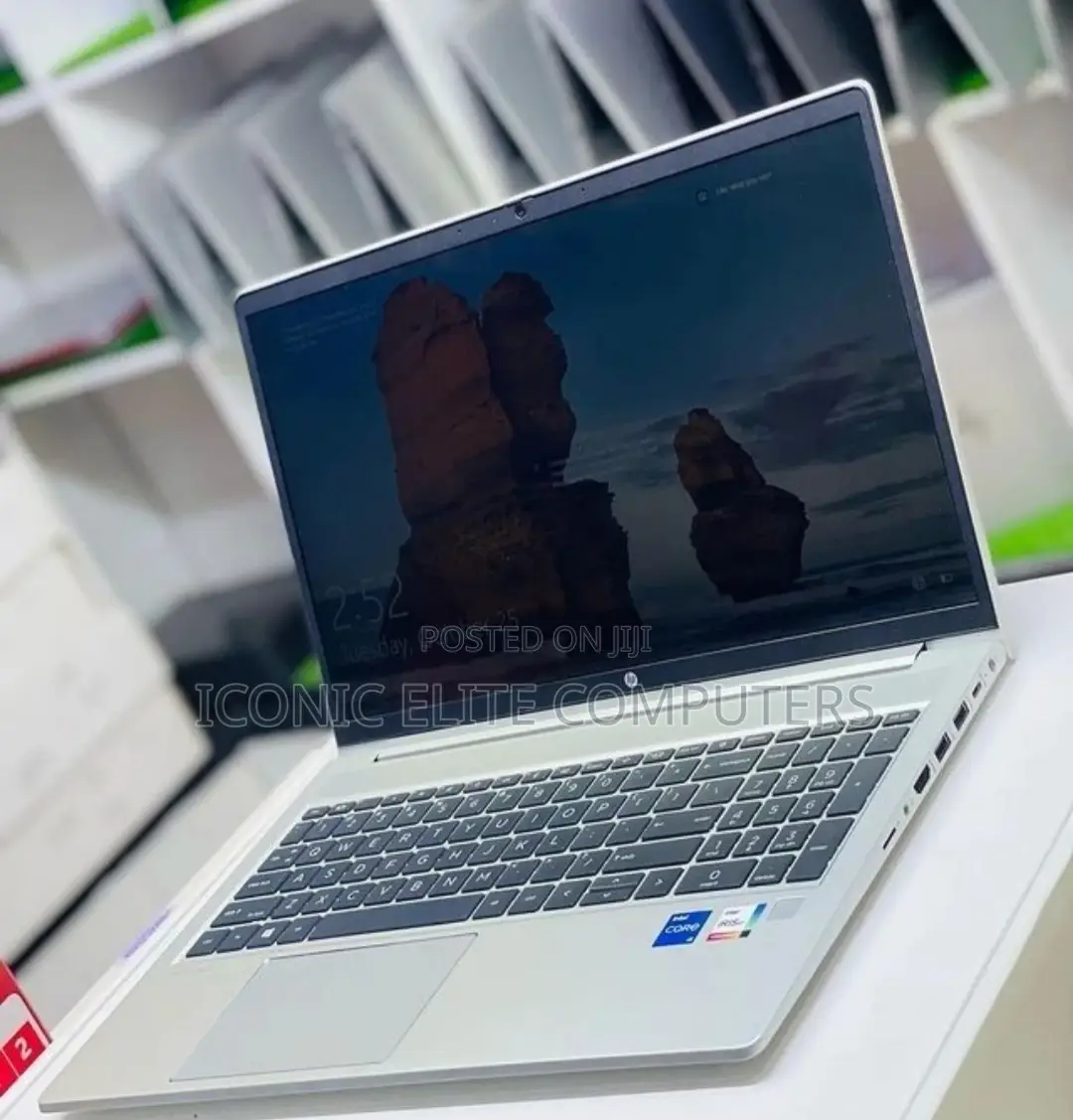 New Laptop HP ProBook 450 G8 16GB Intel Core I7 SSD 512GB