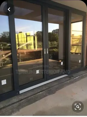 Executive Sliding Aluminum Doors