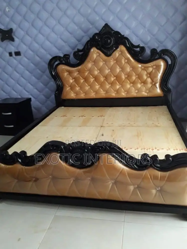 Bed of 6x6 Feet Call