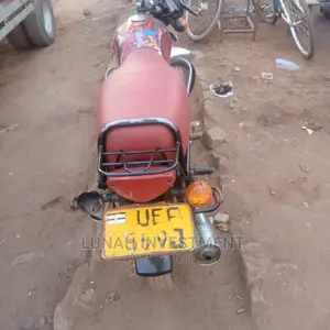 Bajaj Boxer 2022 Red