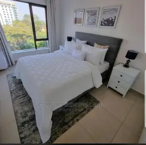 6pcs Kingsize Bedcover White