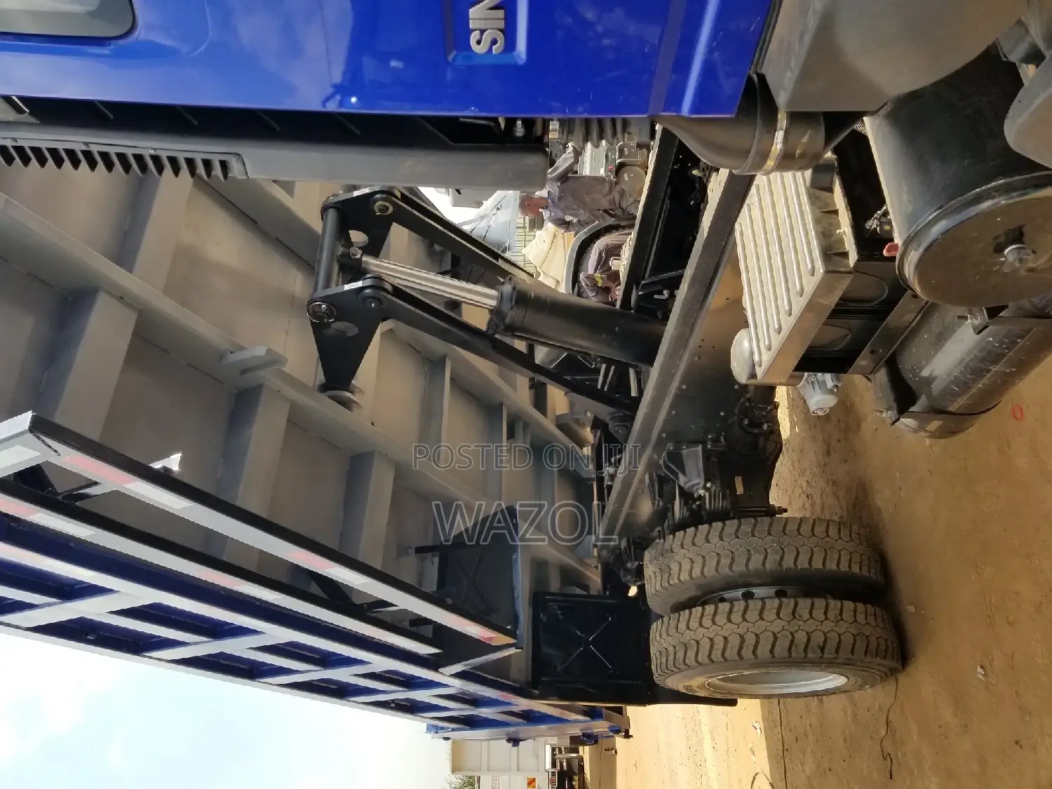 Sinotruck 4×2 Forward Tipper