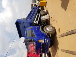 Sinotruck 4×2 Forward Tipper
