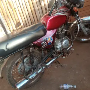 Bajaj Boxer 2022 Red