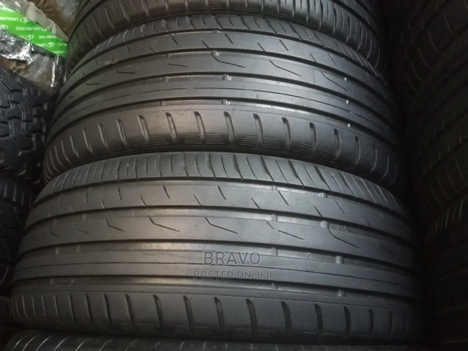 225/55r18 Toyo Japan
