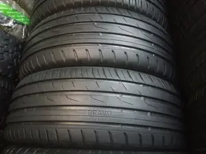 225/55r18 Toyo Japan