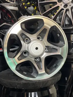 Land Cruiser Brand New 5 Holes