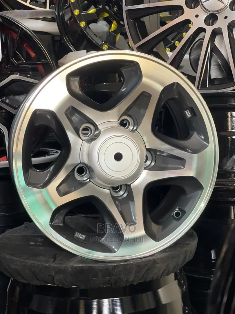 Land Cruiser Brand New 5 Holes