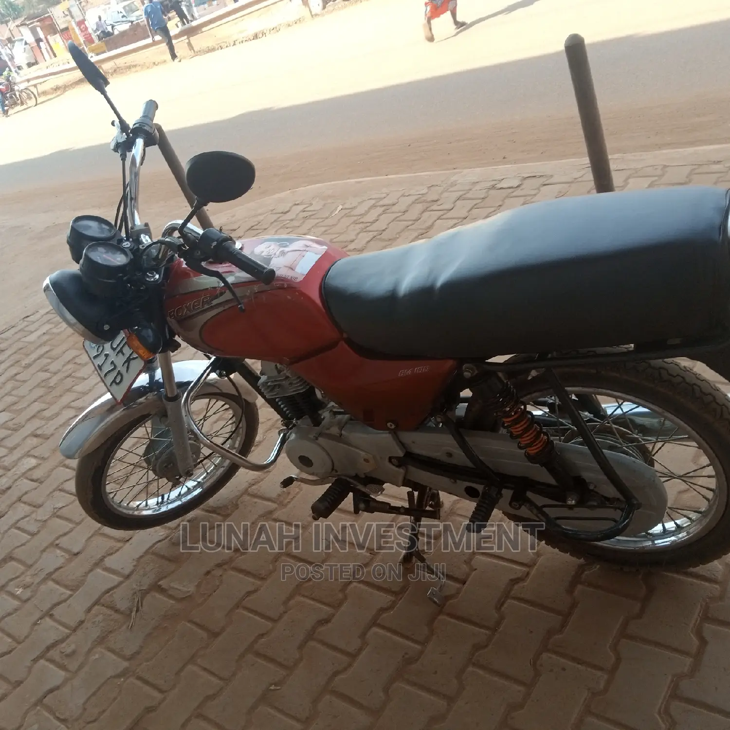 Bajaj Boxer 100 2022 Red