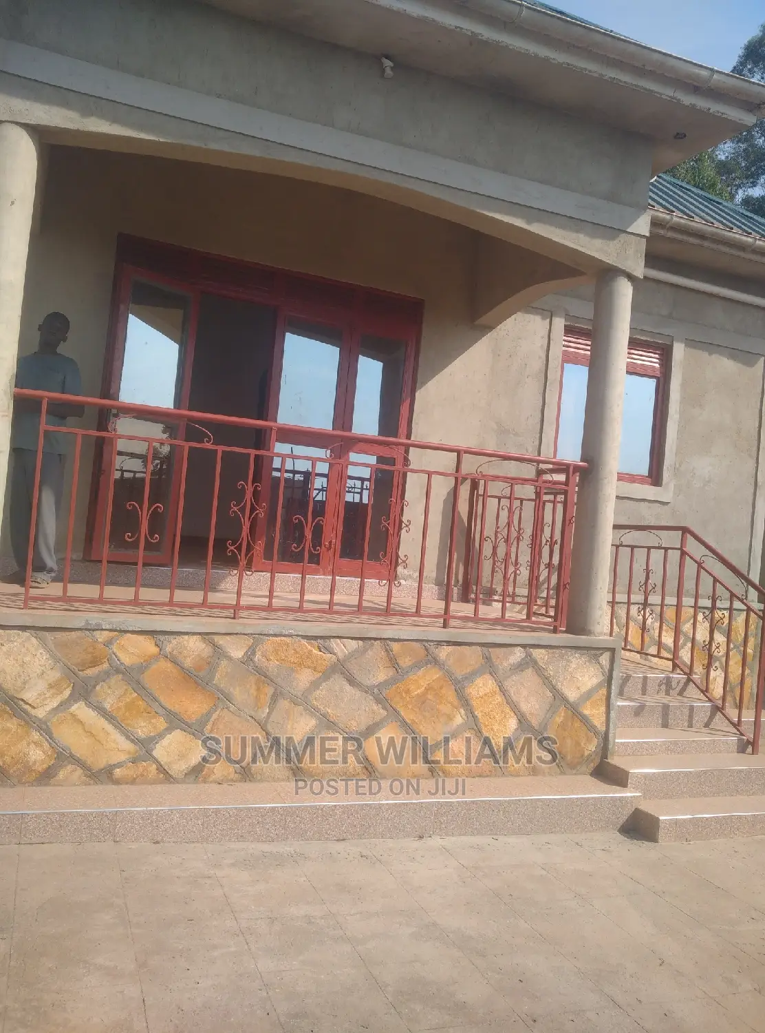 4bdrm Bungalow in Seeta, Goma for sale
