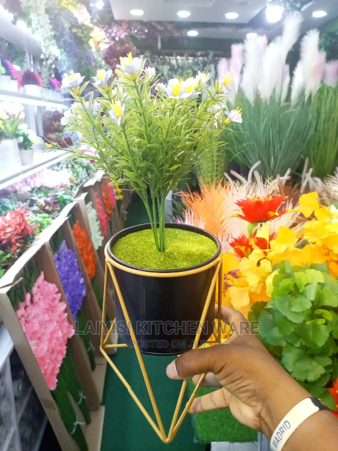 Artificial Plants or Center Table Home Decorators