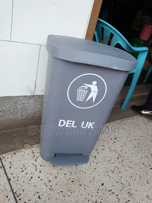 Plastic Dust Bins Grey 50L(Step On)