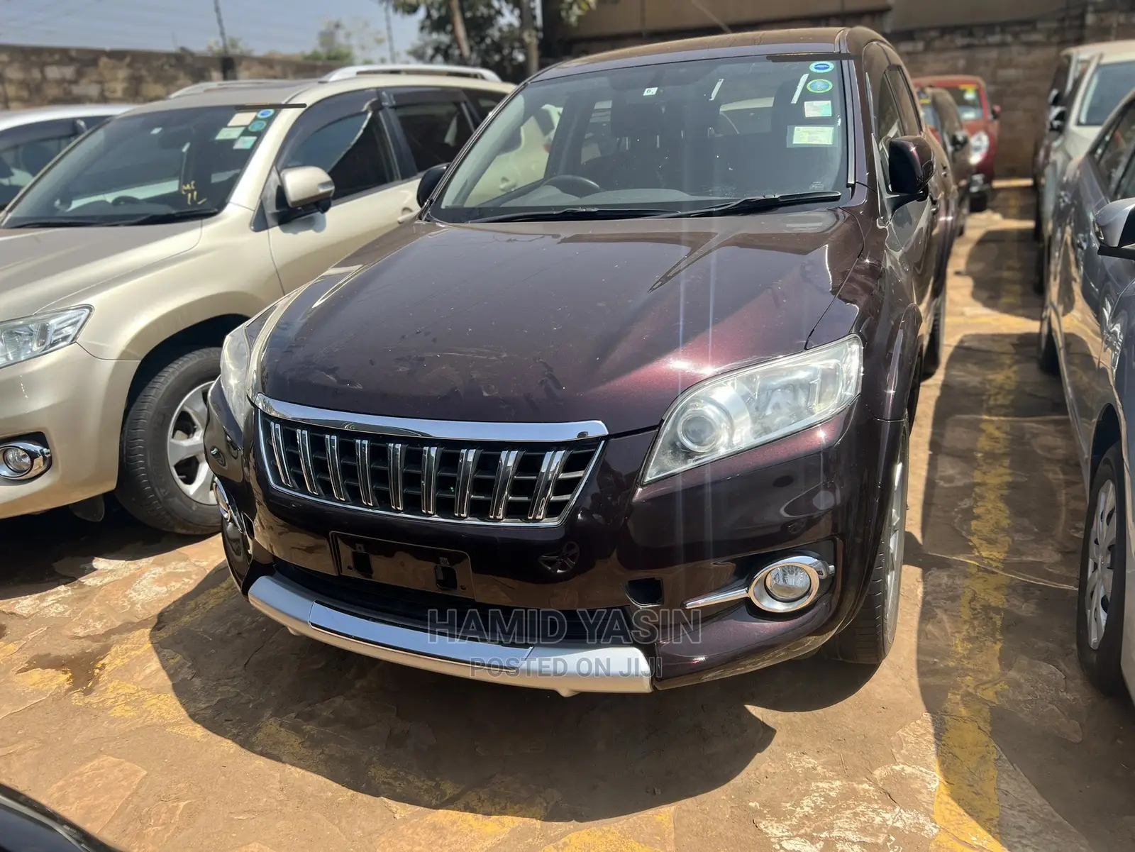Toyota Vanguard 2010 Burgundy