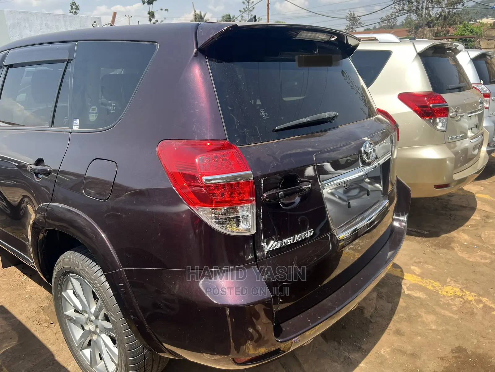 Toyota Vanguard 2010 Burgundy