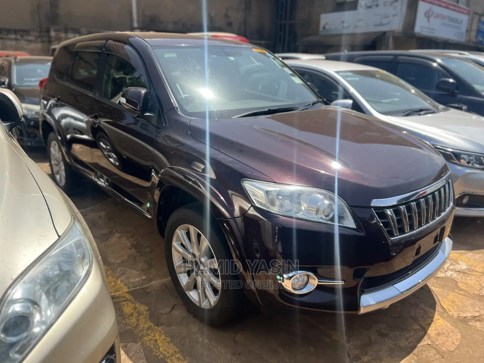Toyota Vanguard 2010 Burgundy