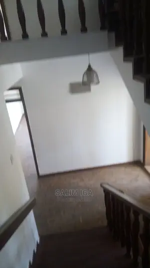 8bdrm Maisonette in Kololo Property, Central Division for rent