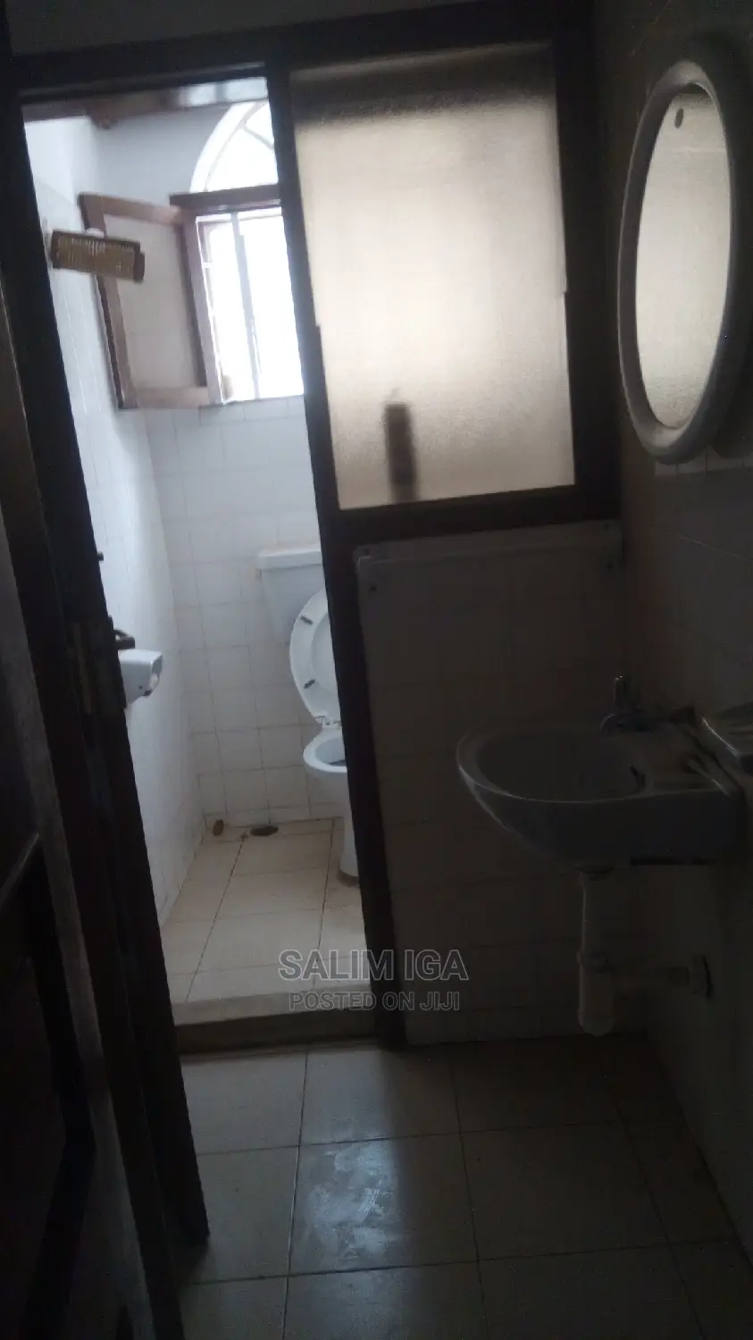 8bdrm Maisonette in Kololo Property, Central Division for rent