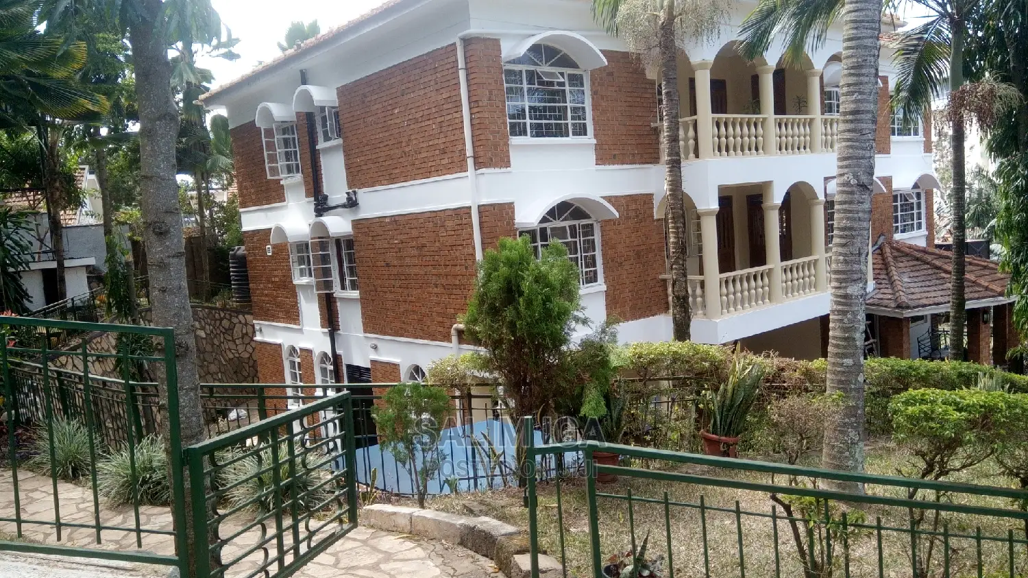 8bdrm Maisonette in Kololo Property, Central Division for rent