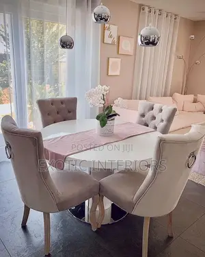 Dining Table of 4 Seater Call