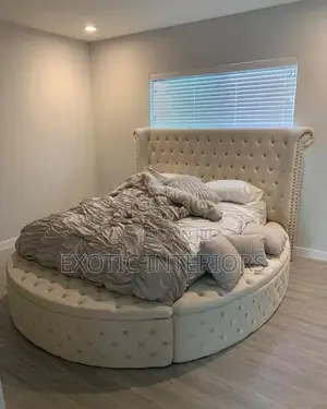 Bed of 6x6 Feet Call