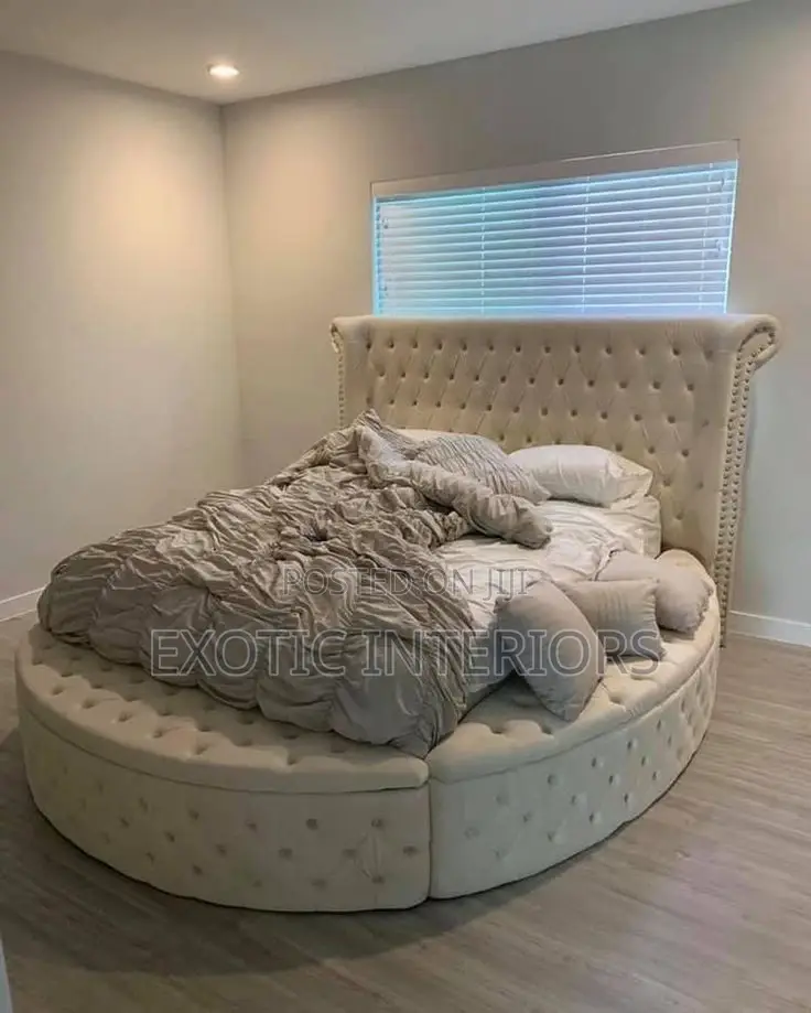 Bed of 6x6 Feet Call