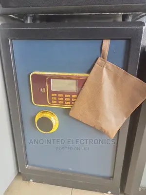 Safe Cash Box