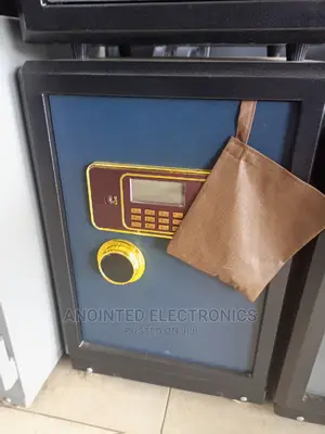 Safe Cash Box
