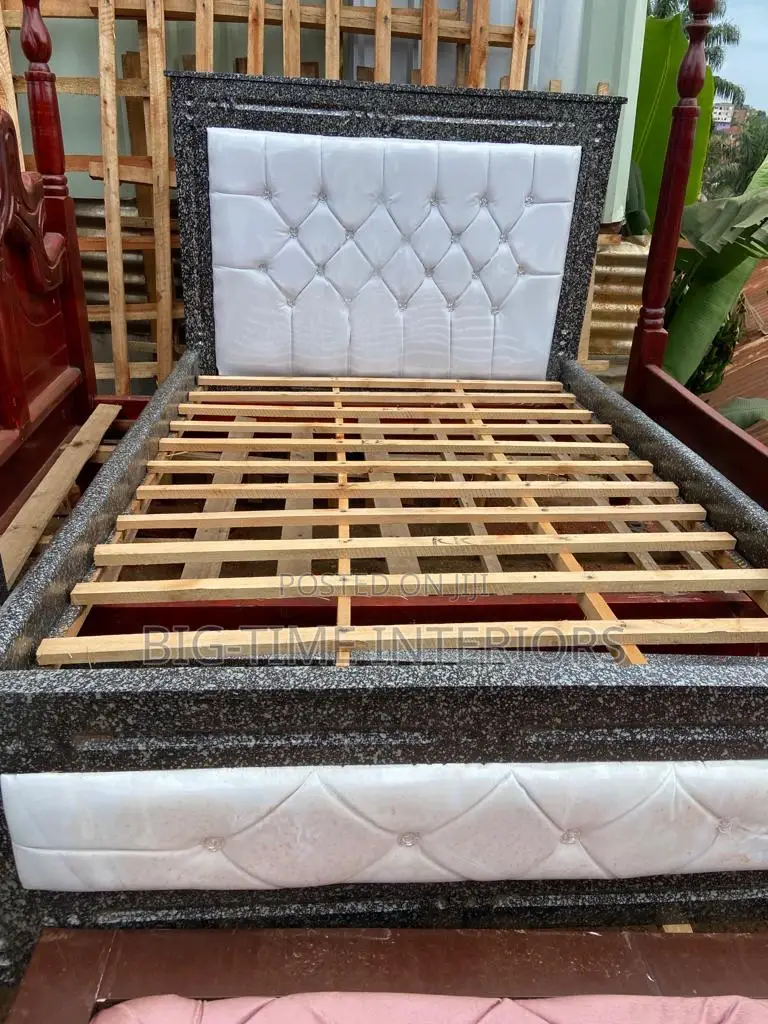 Classy 4*6 Bed White Leather