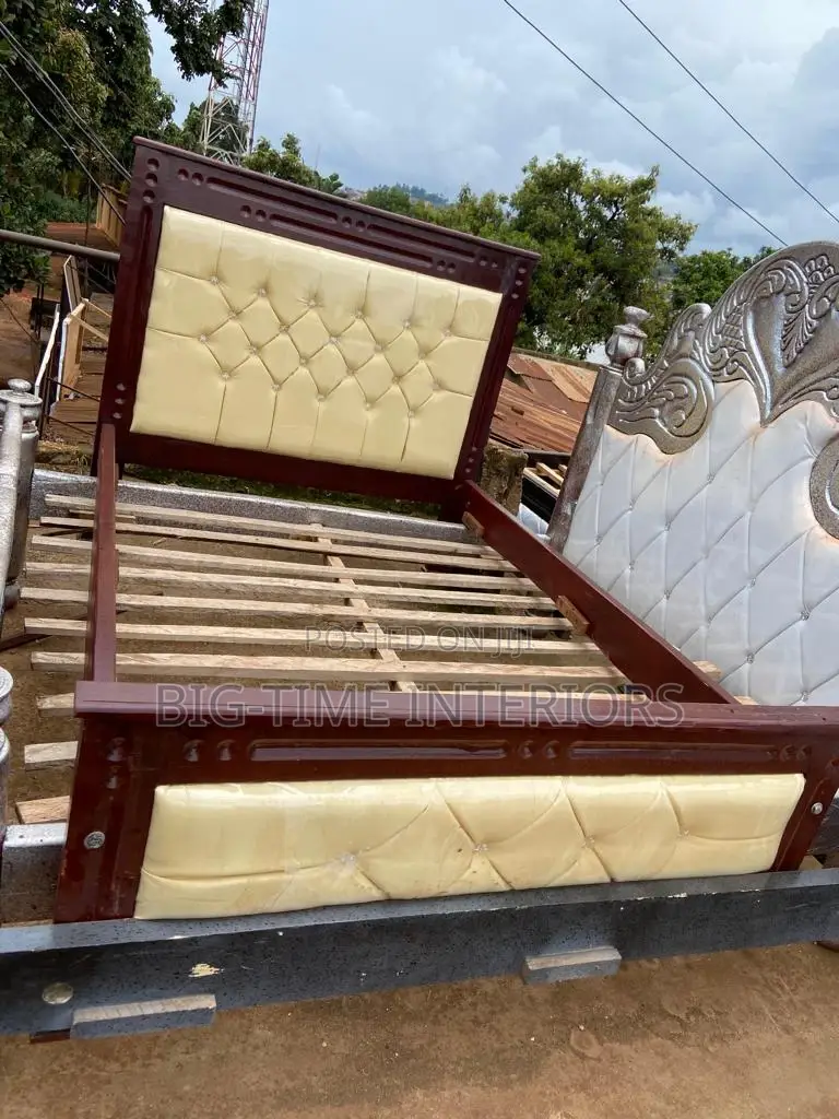 Strong 4*6 Bed-Cream Leather