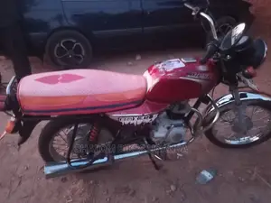 Yamaha YZF-R6 2019 Pink