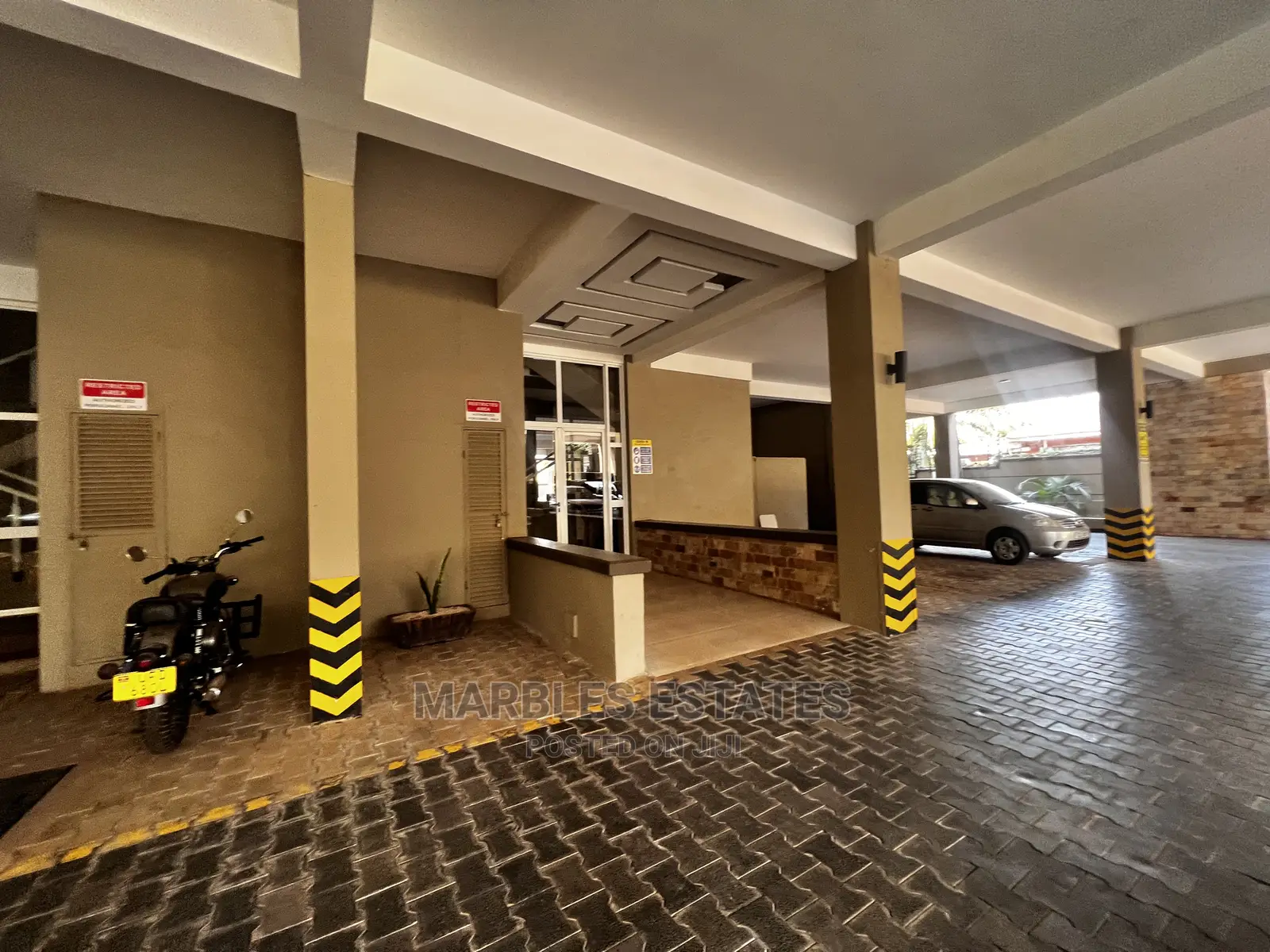 Furnished 3bdrm Apartment in Rose Wood, Central Division for rent