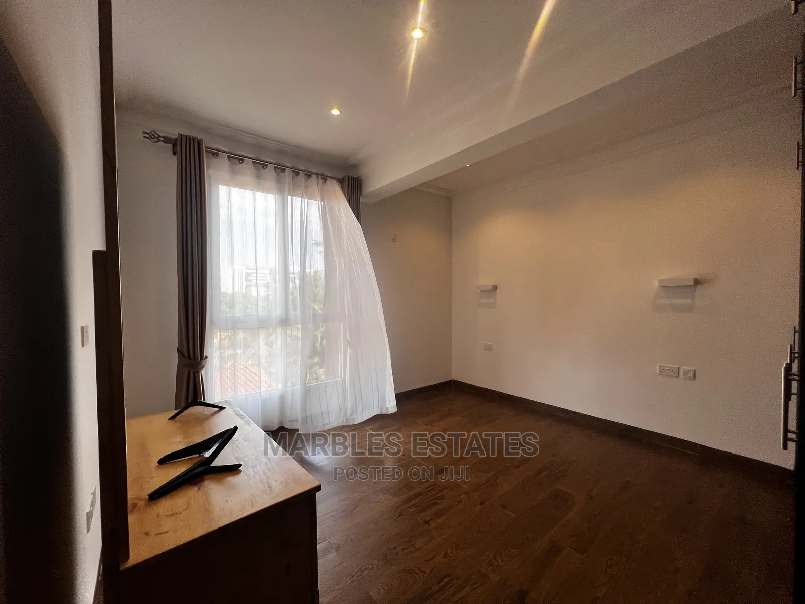 Furnished 3bdrm Apartment in Rose Wood, Central Division for rent