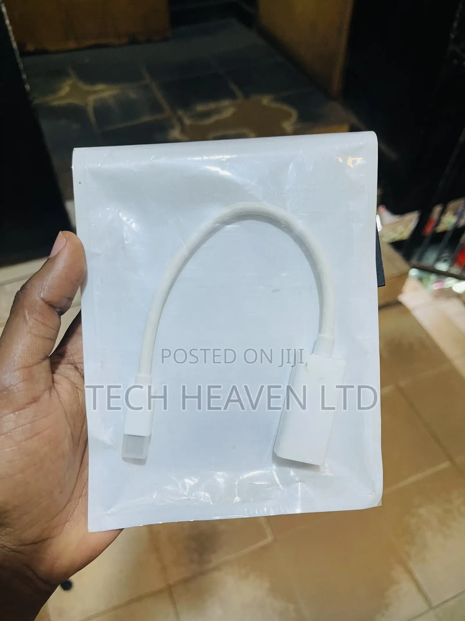 Thunderbolt to HDMI Adapter