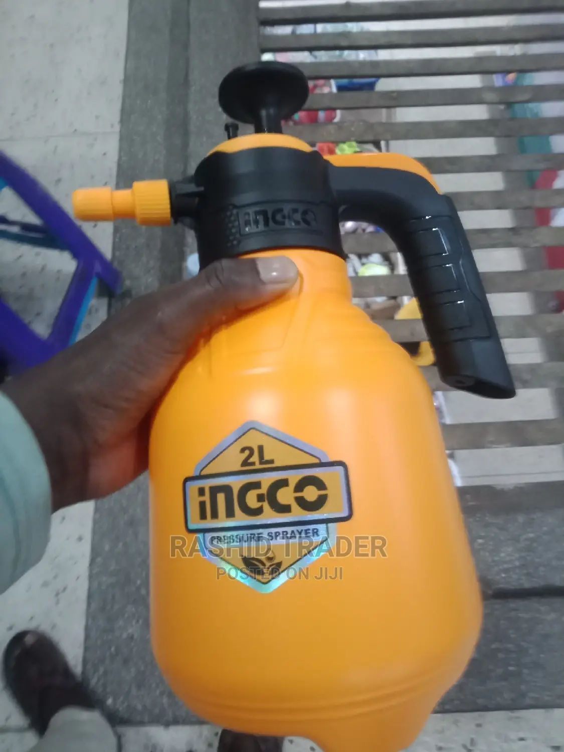 Ingco Sprayer Bottle 2L ,2.5bar