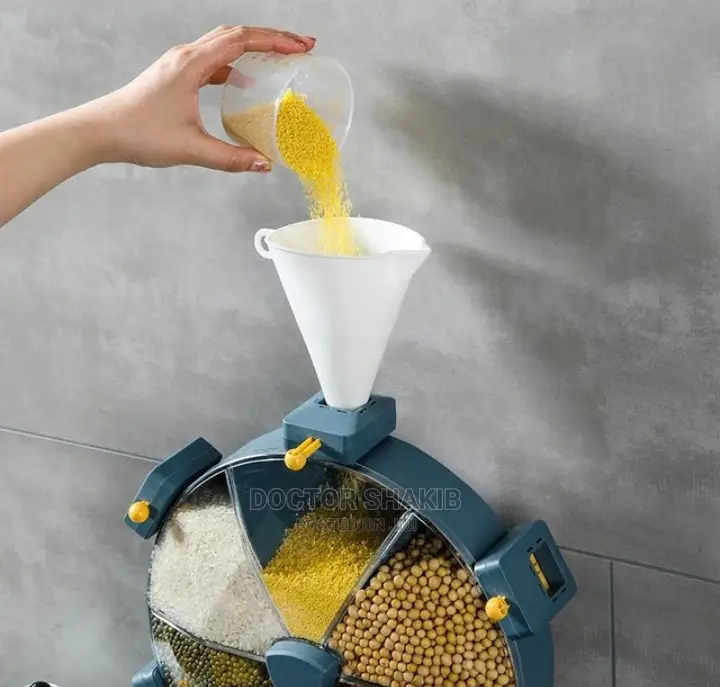 Rotating Food Storage Dispenser