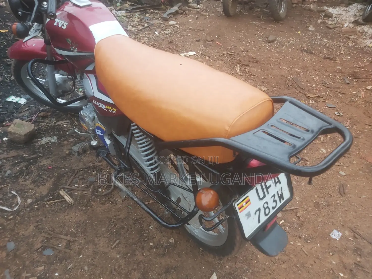 TVS HLX 125 2019 Red
