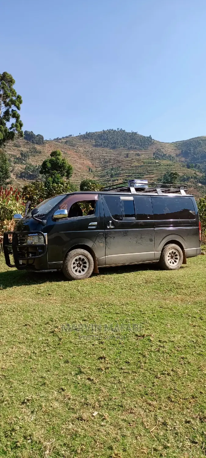 Toyota Hiace Vans for Private Hire.