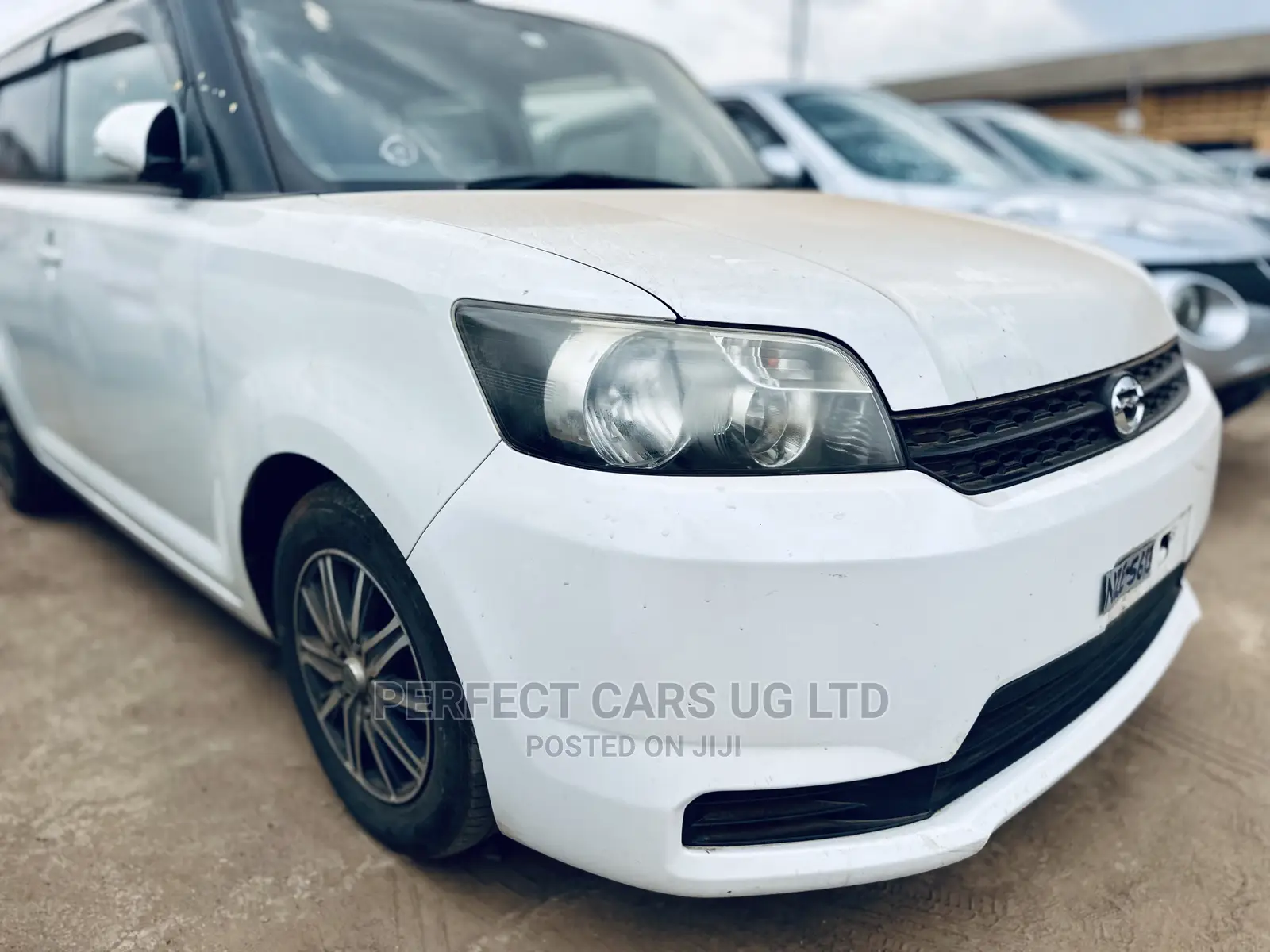 Toyota Corolla Rumion Hatchback 1.5 FWD 2010 Off white